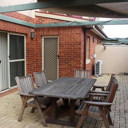Albury Suites - Schubach Street Kamer foto